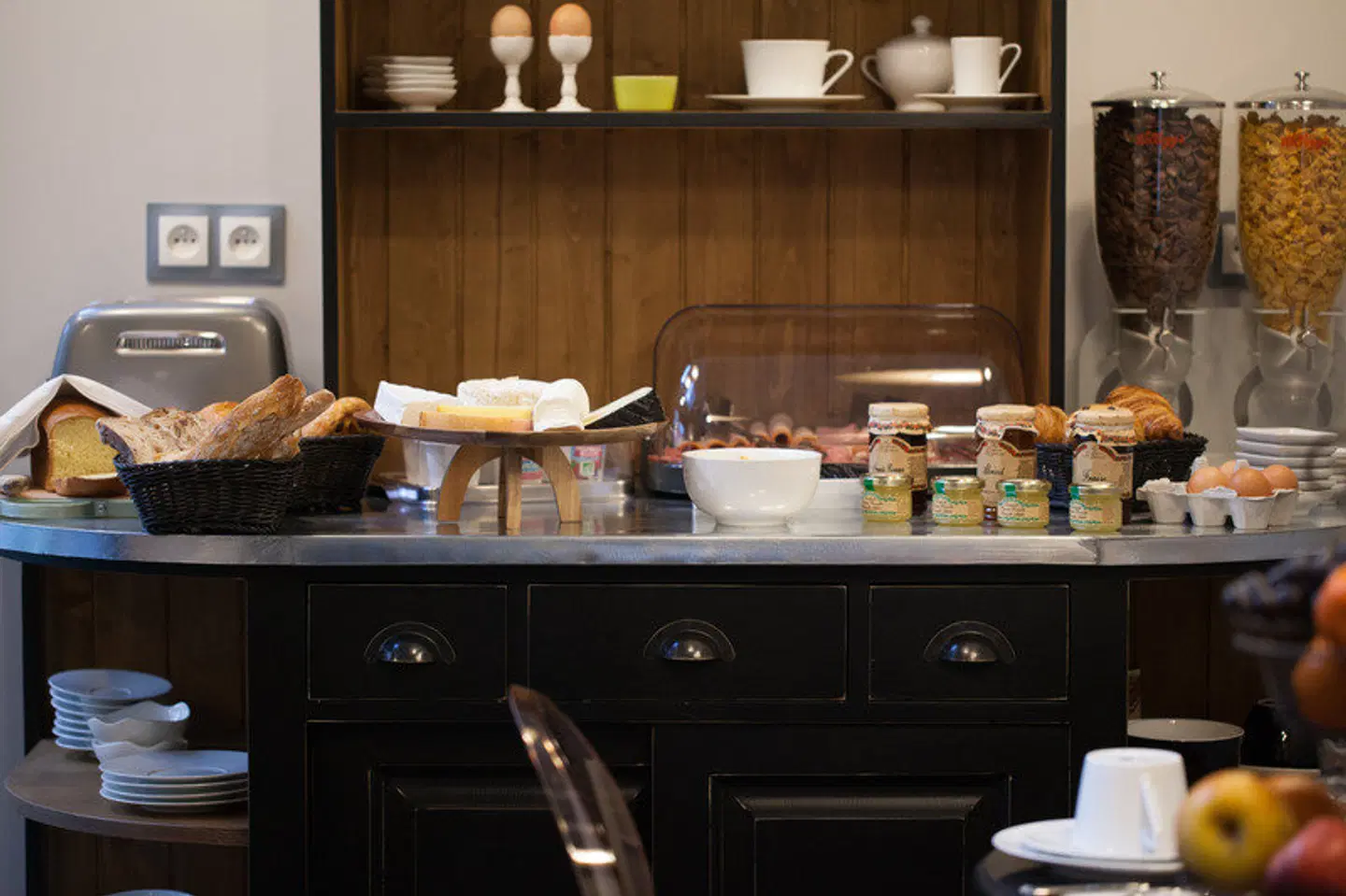 Le Mireille Restaurant