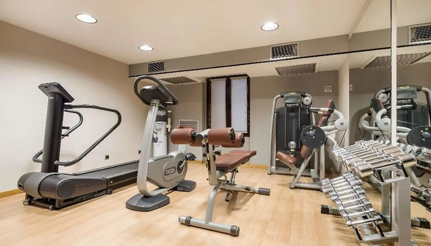 Hotel ILUNION Almirante SPORTS_AND_LEISURE