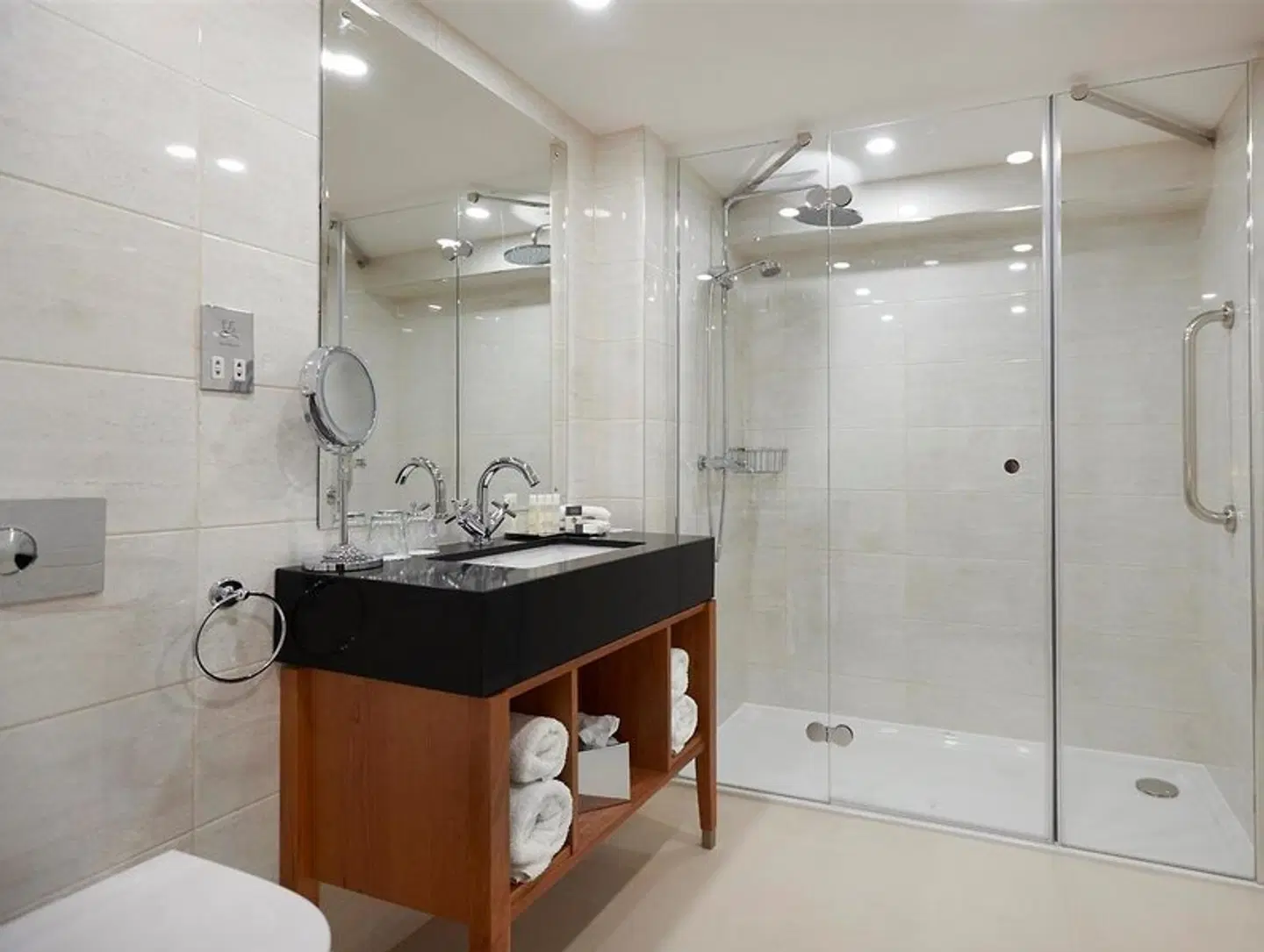 DoubleTree by Hilton Liverpool Badezimmer