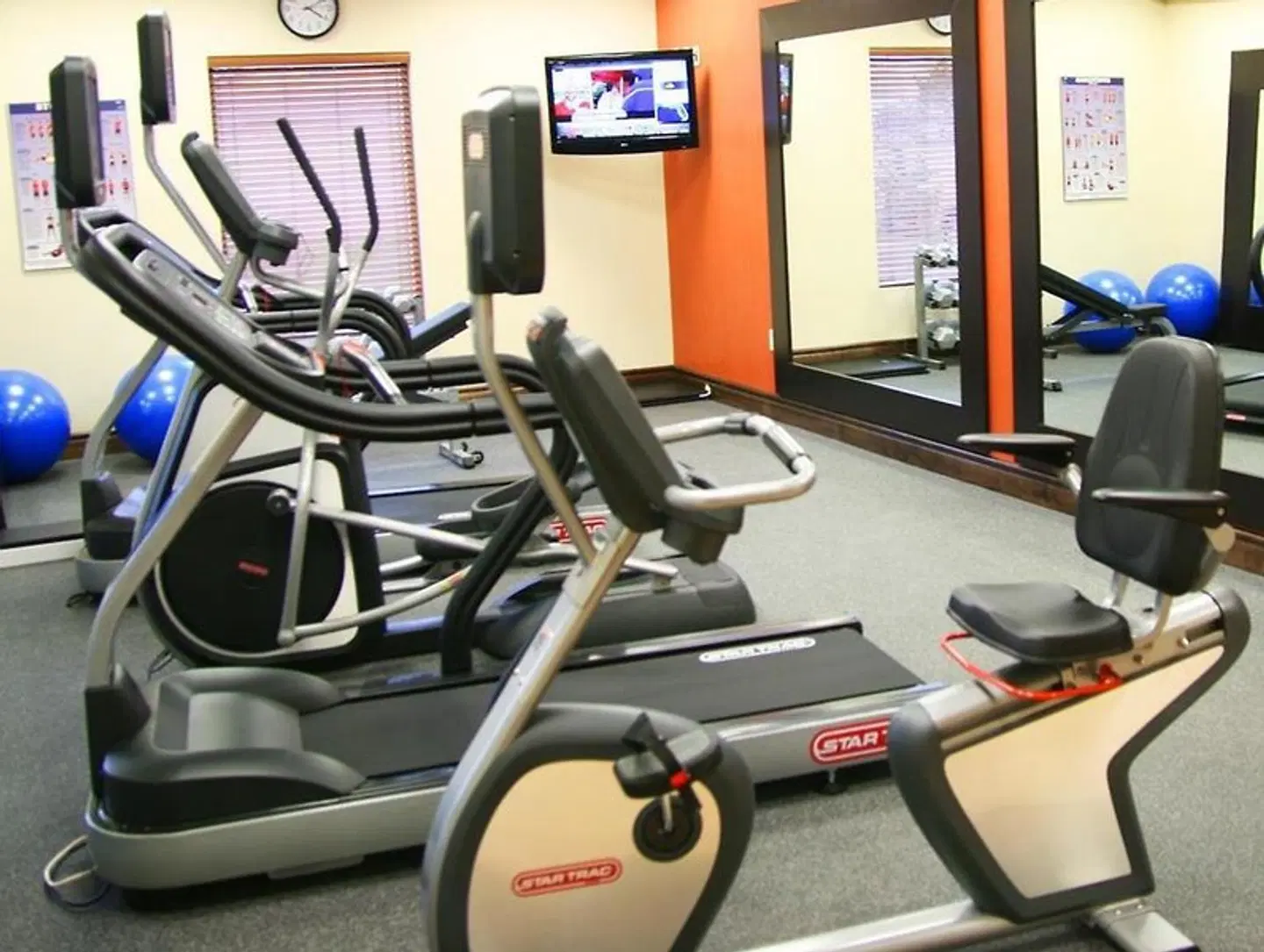 Hampton Inn & Suites by Hilton Moncton SPORTS_AND_LEISURE