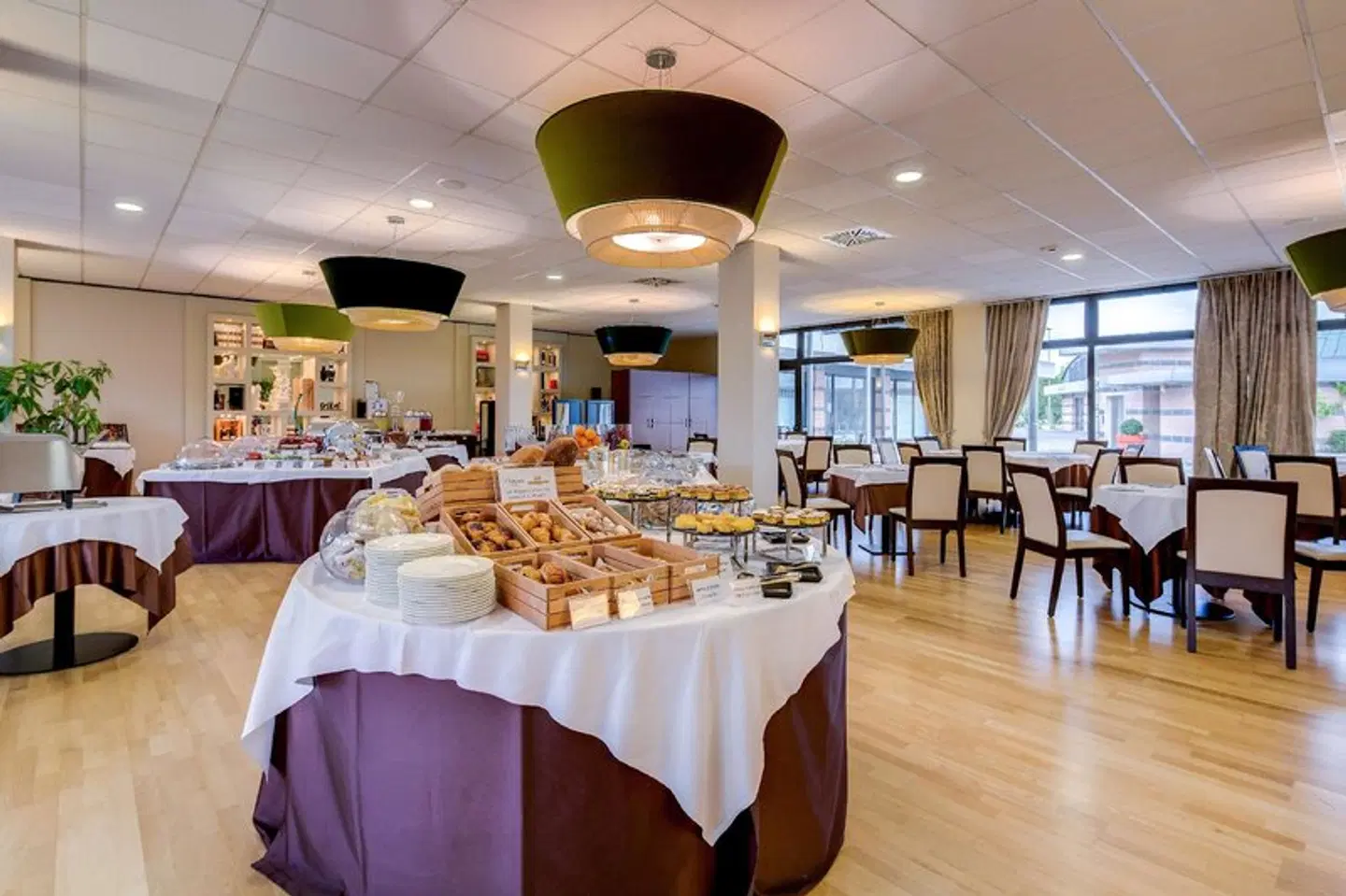 Best Western Plus Hotel Expo Restaurant