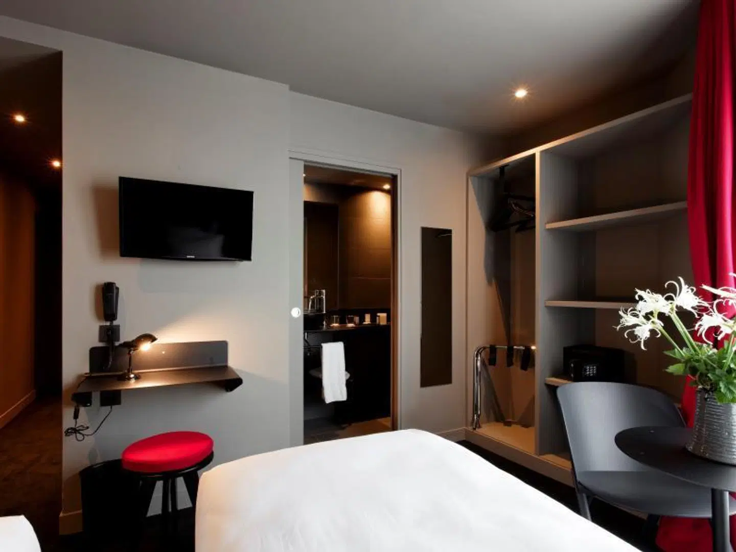 Hôtel Saint Marcel ROOM_EXAMPLE