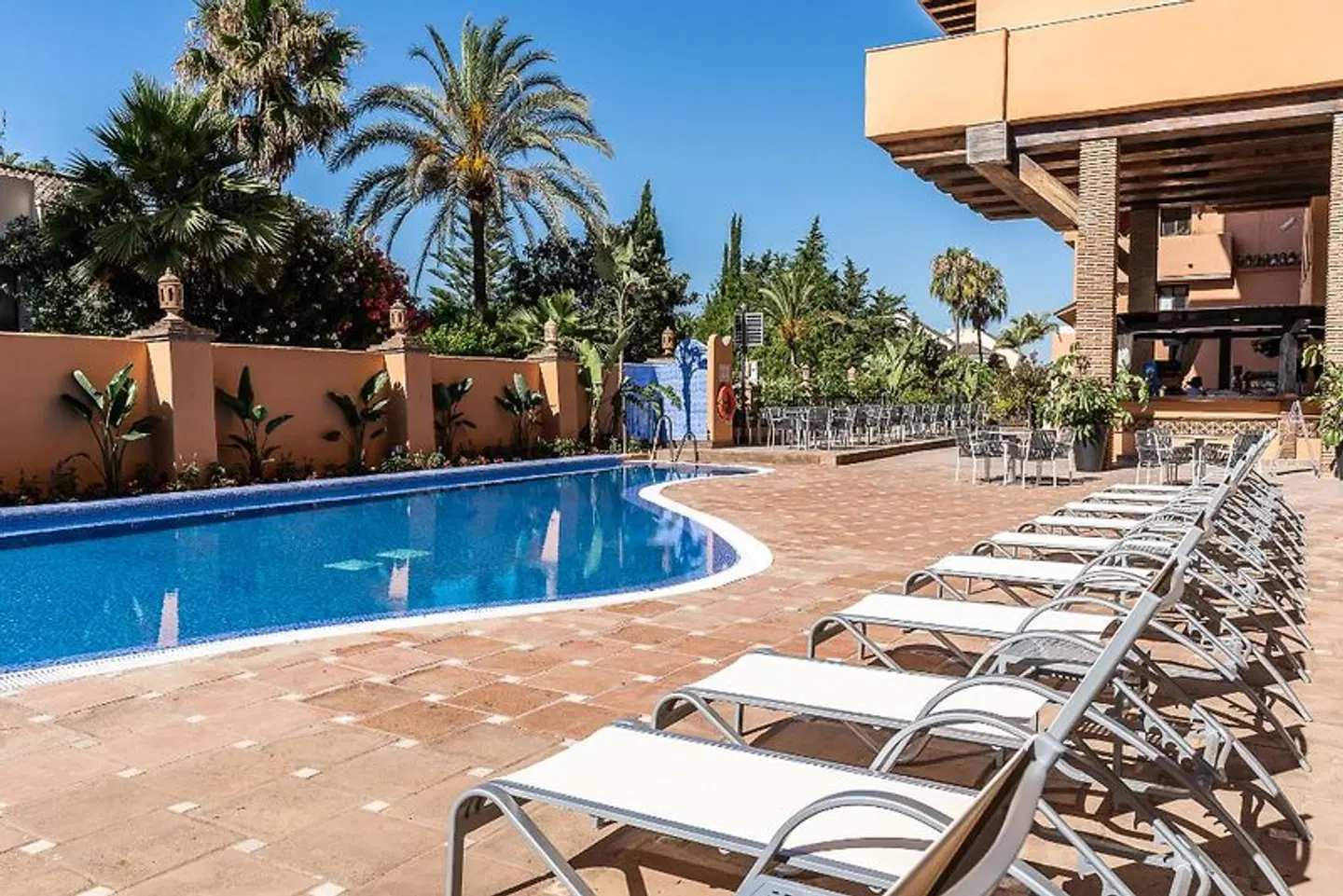 Globales Paraíso Beach OUTDOOR_POOL