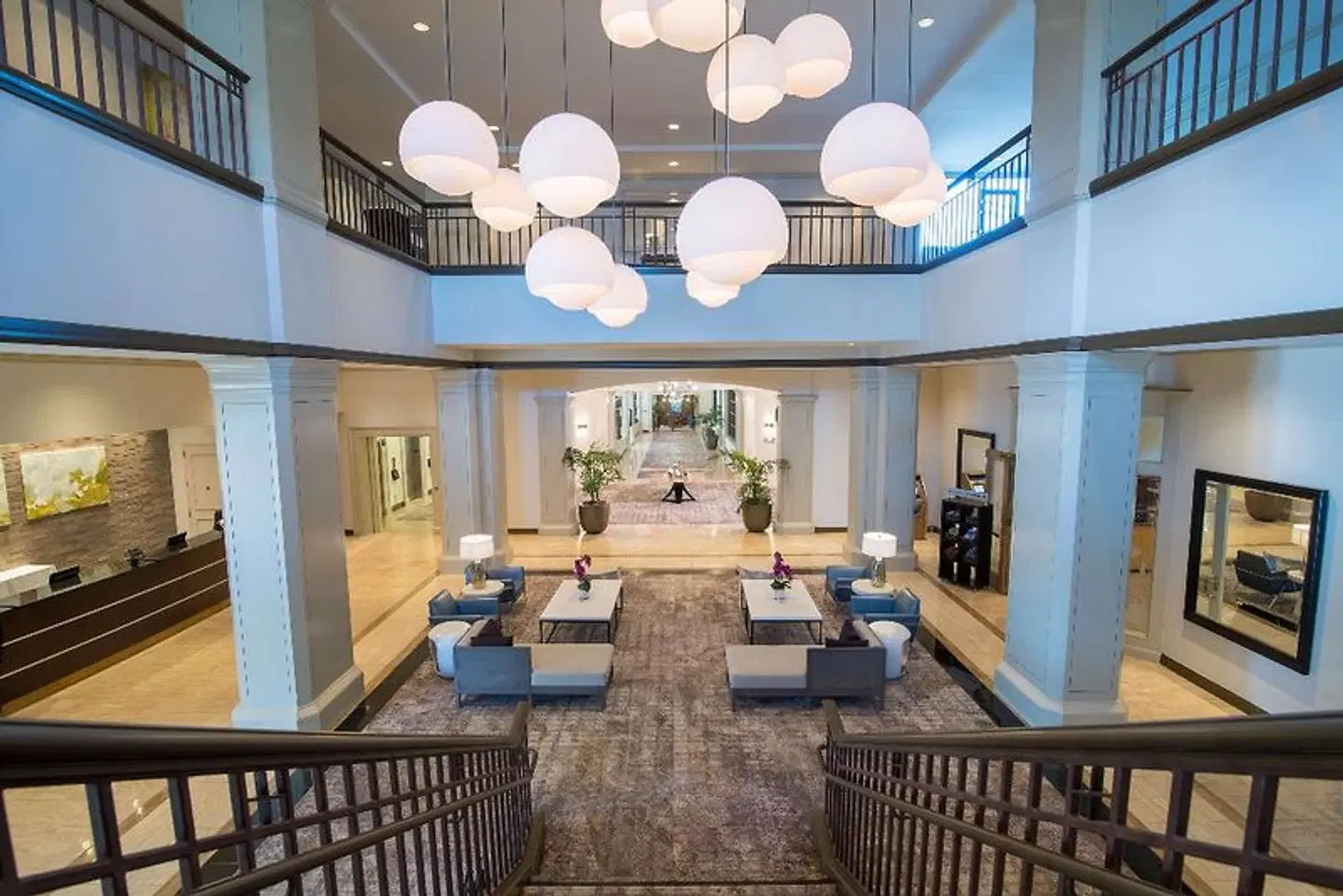 DoubleTree by Hilton San Diego-Mission Valley Bar