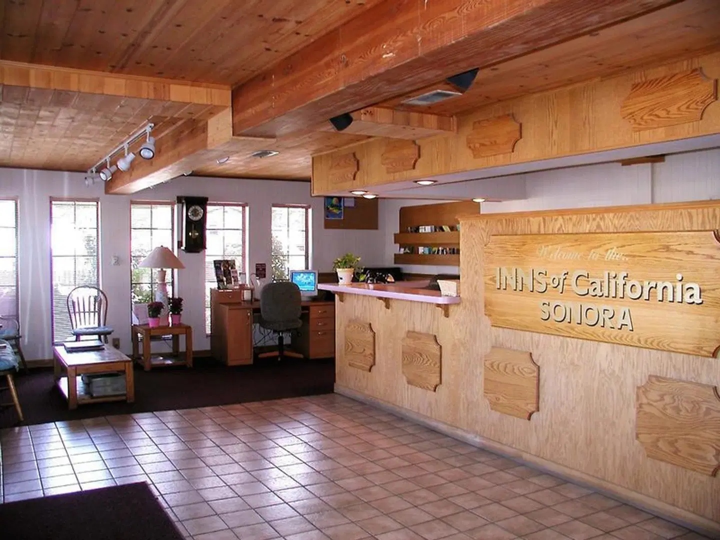 Heritage Inn Yosemite/Sonora LOUNGE_LOBBY