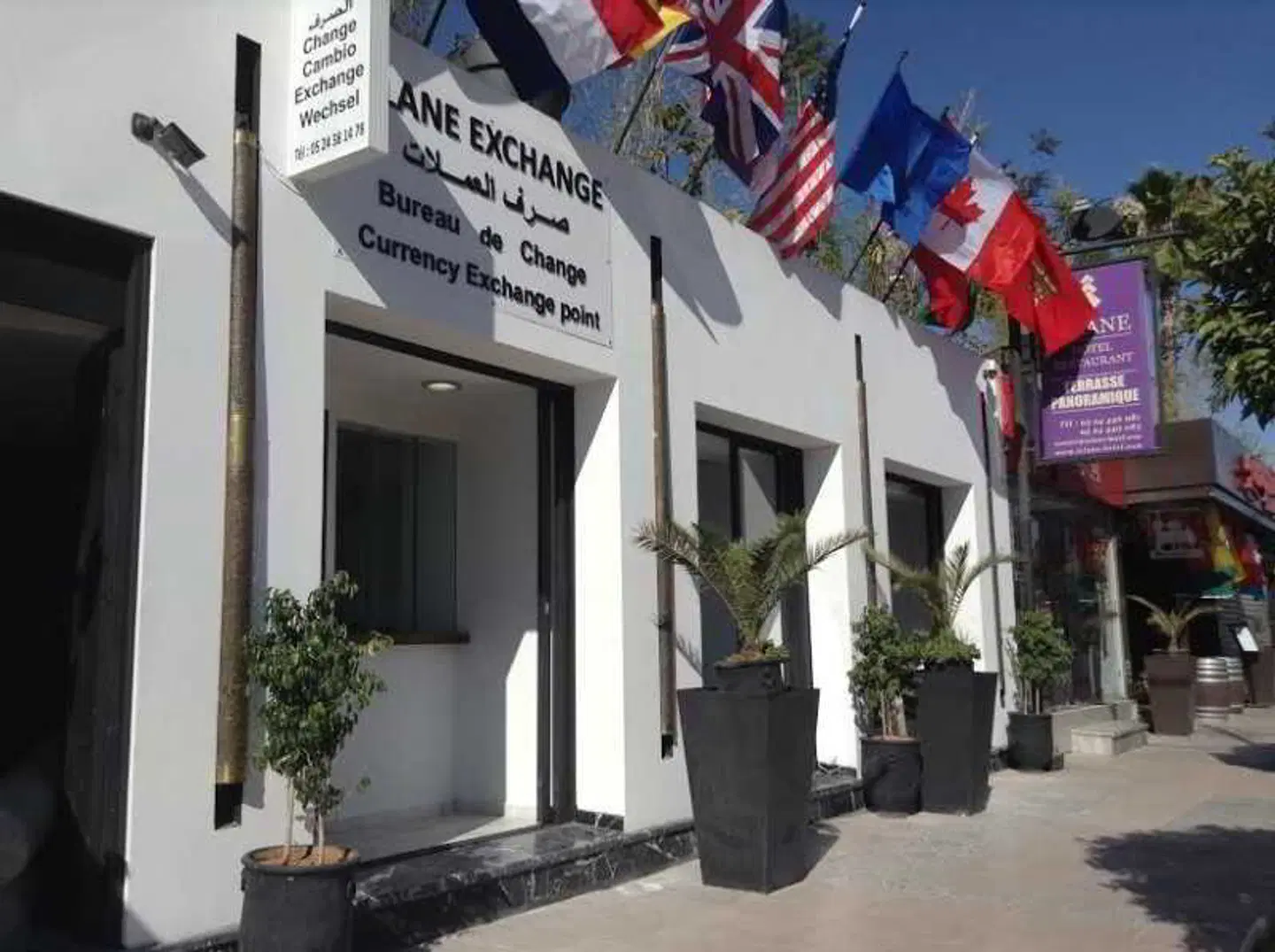 Islane EXTERIOR