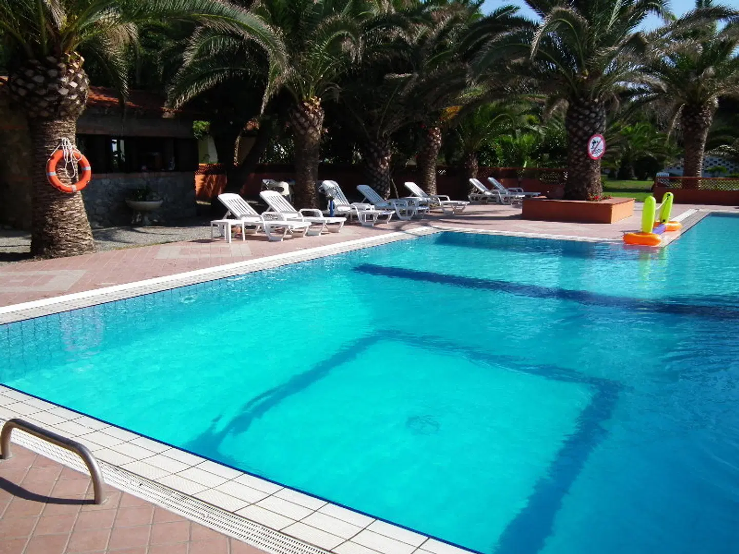 Villaggio Athragon OUTDOOR_POOL