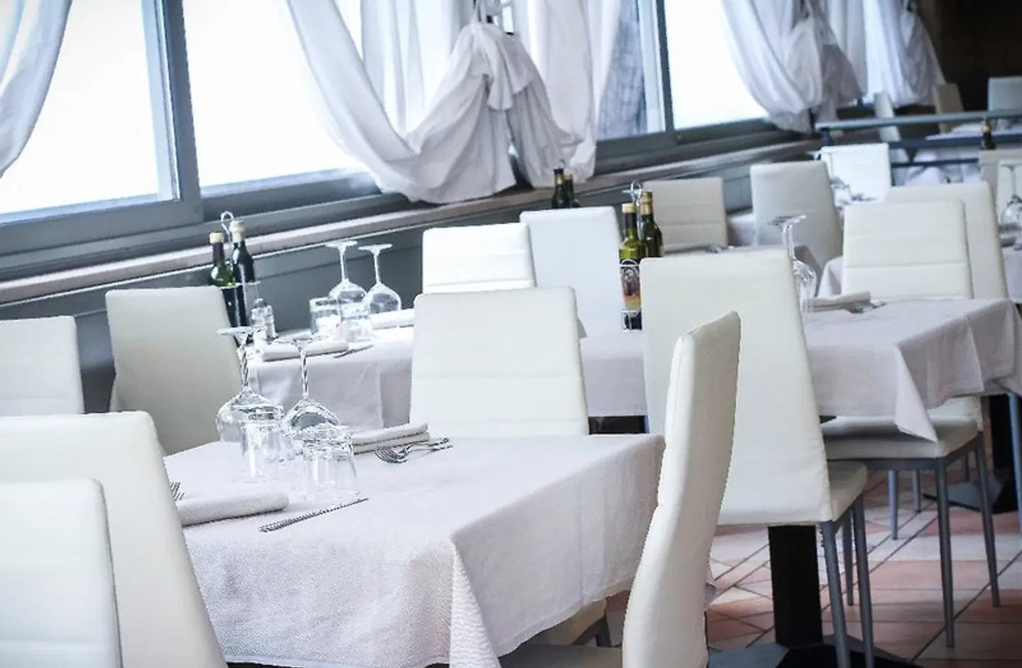 Club Meeting Hotel Restaurant