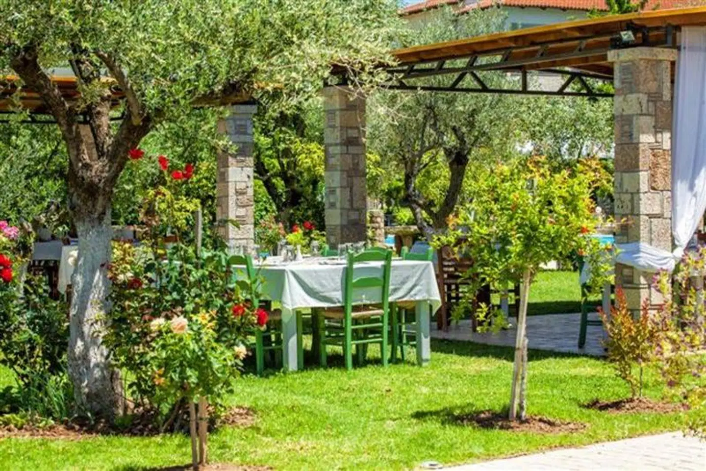 Europa Hotel, Ancient Olympia Garten