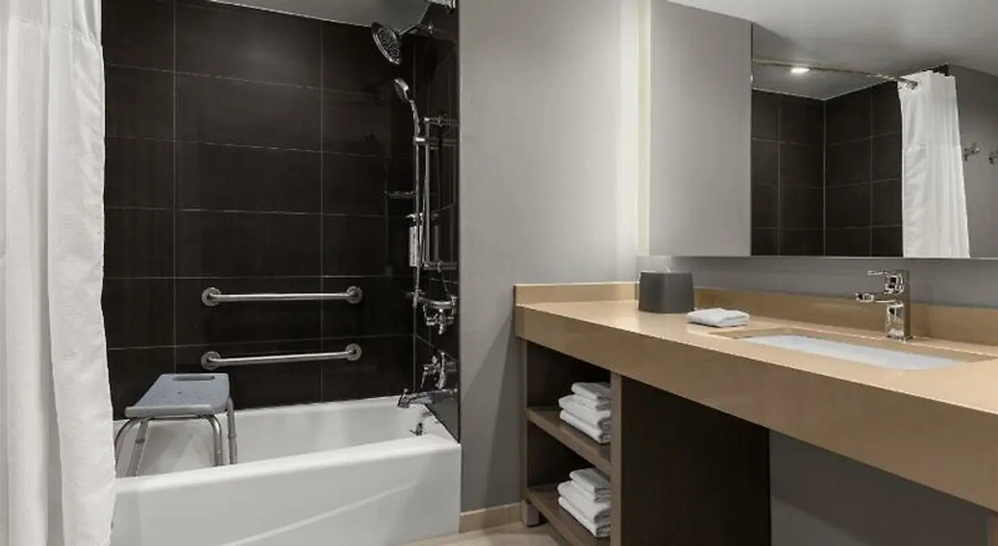 Hyatt House Charleston/Historic District Badezimmer