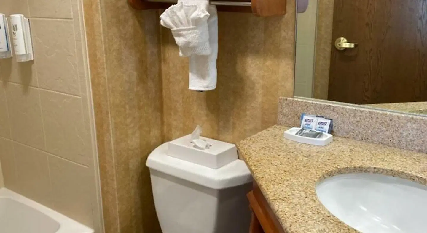 Country Inn & Suites by Radisson, Idaho Falls at the Mall Badezimmer