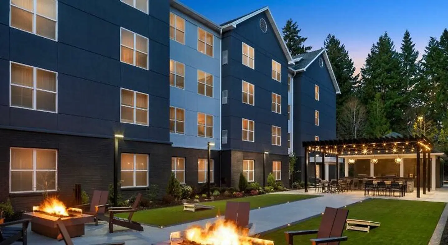 Homewood Suites by Hilton Hillsboro/Beaverton EXTERIOR