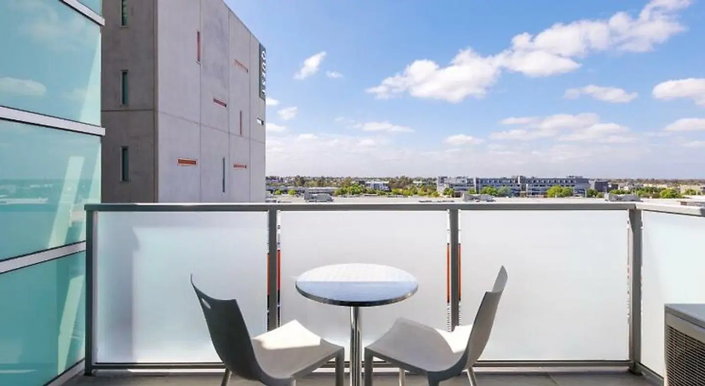 Quest Caroline Springs Terrasse