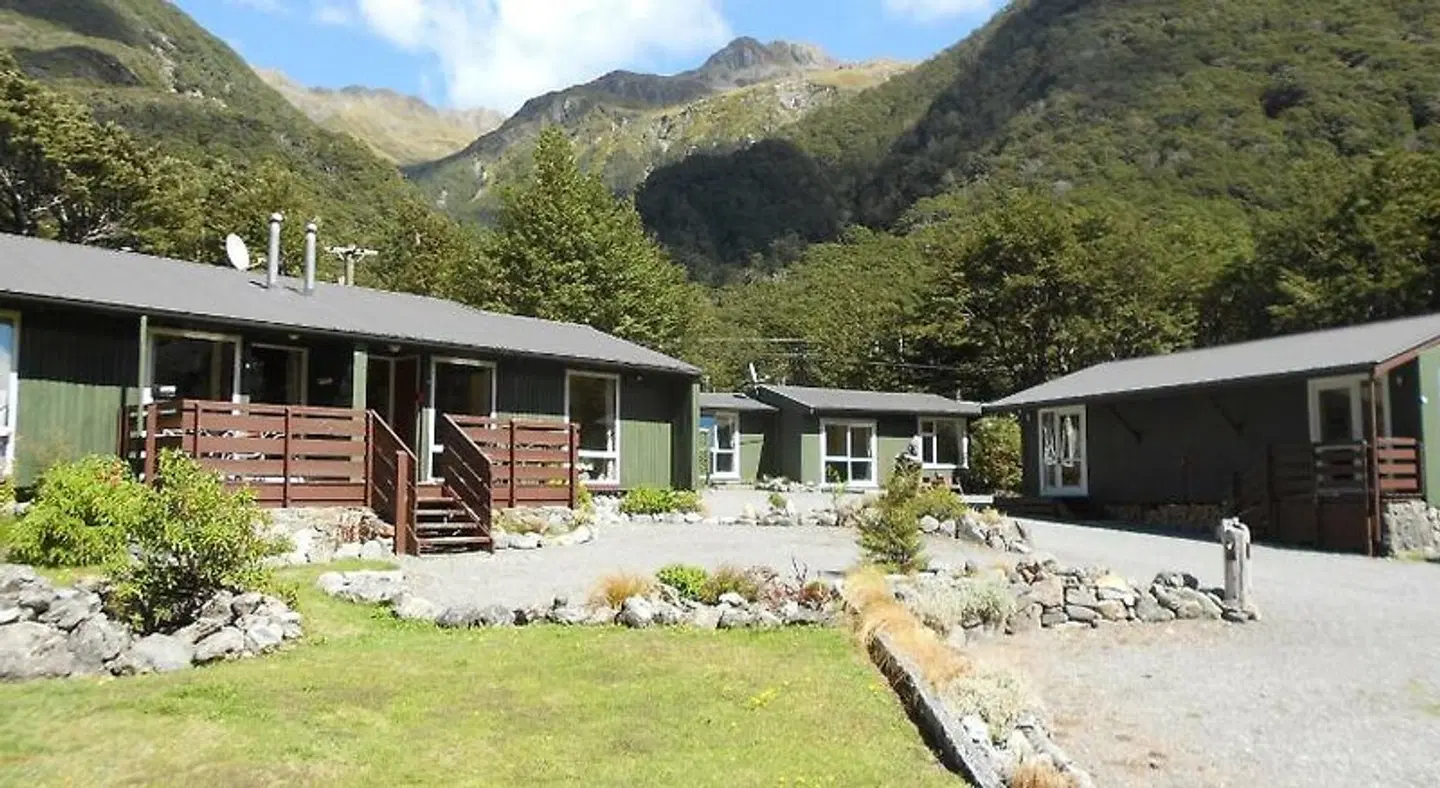 Arthur's Pass Alpine Motel EXTERIOR