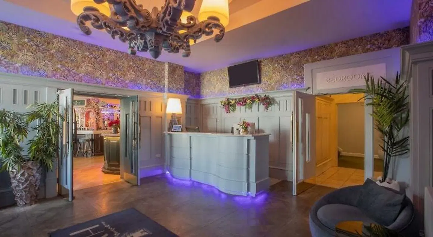 HYDE Hotel LOUNGE_LOBBY