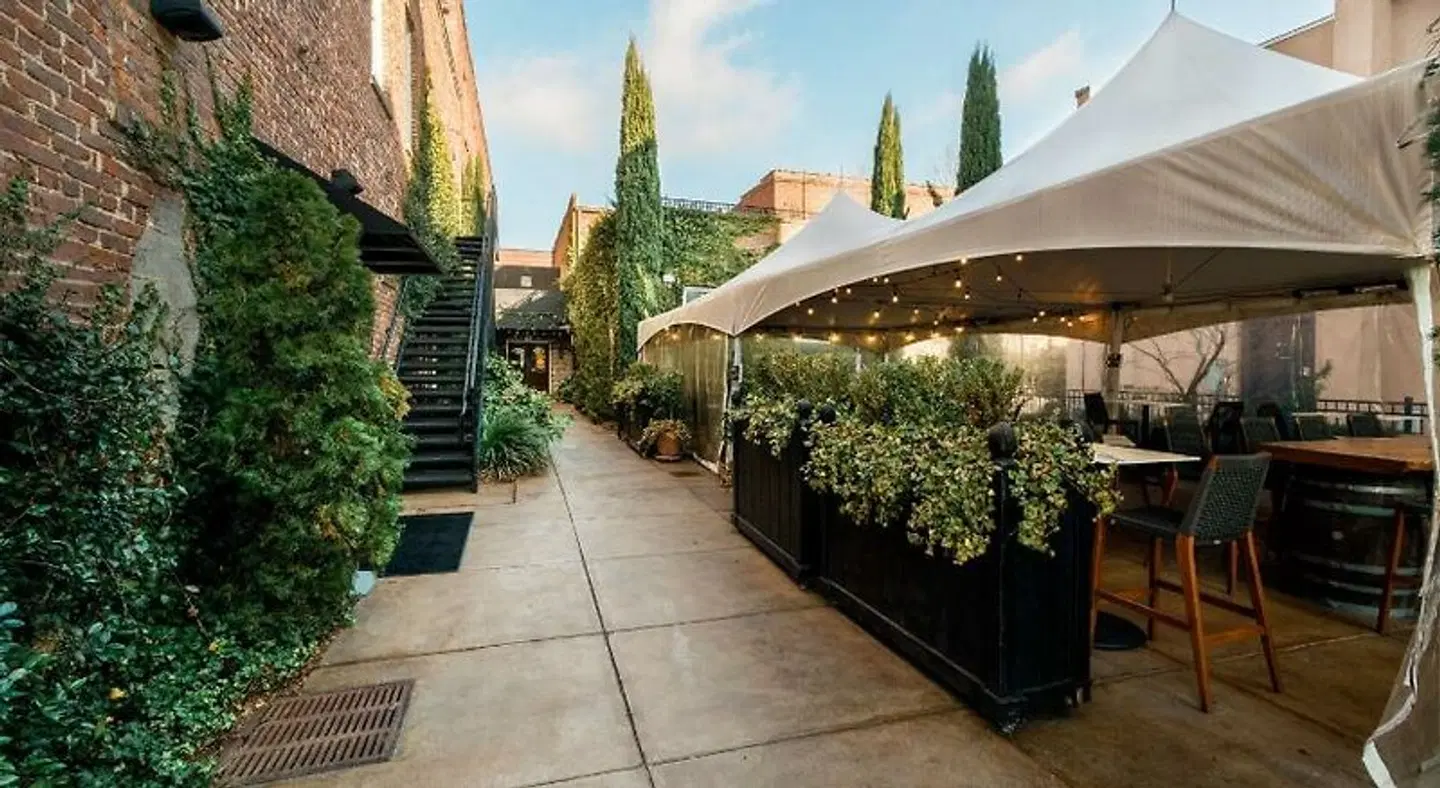 Hotel Florence, Tapestry Collection by Hilton Terrasse