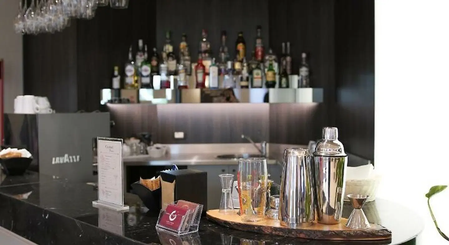 Guerro Bar