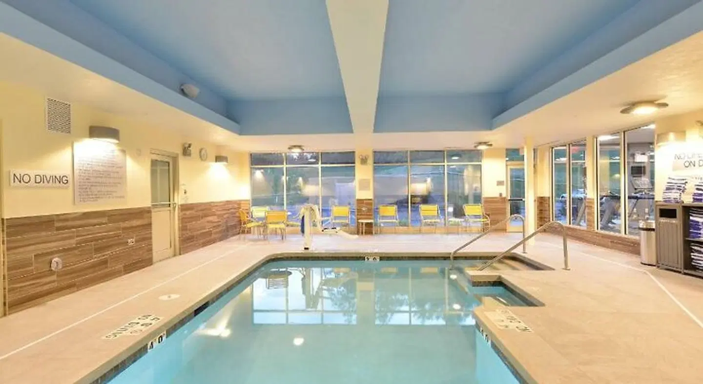 Fairfield by Marriott Inn & Suites Eau Claire Chippewa Falls Hallenbad