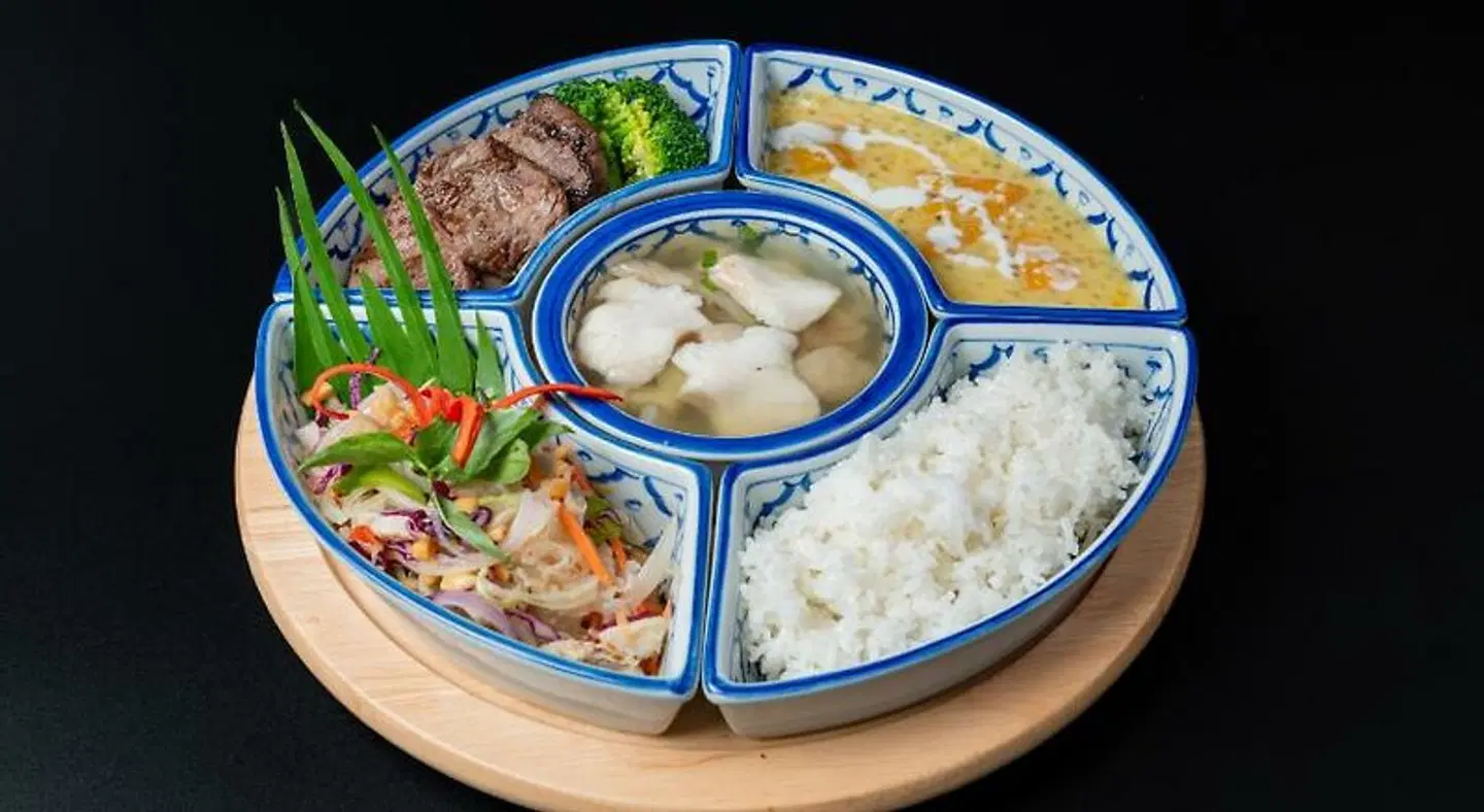 Somadevi Angkor Resort & Spa Restaurant