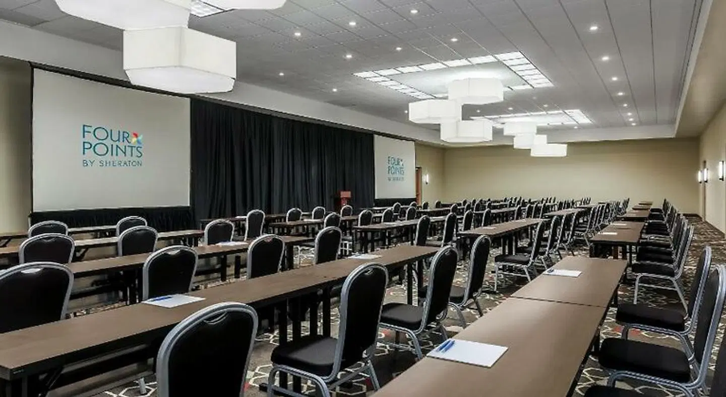 Four Points by Sheraton Bentonville Konferenz