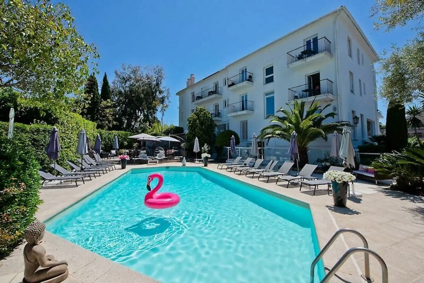 Hotel la Villa Cap d'Antibes OUTDOOR_POOL