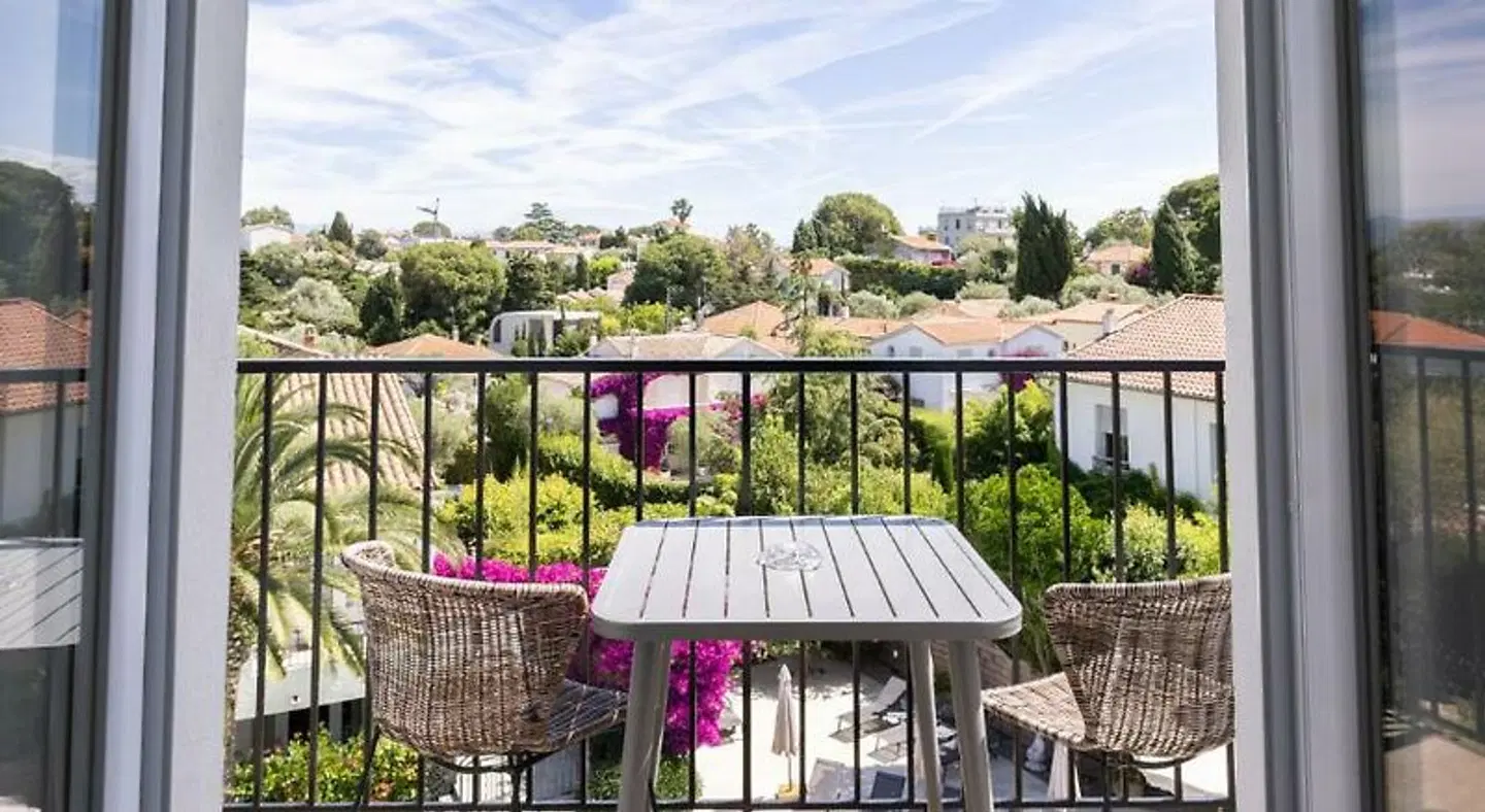Hotel la Villa Cap d'Antibes Garten