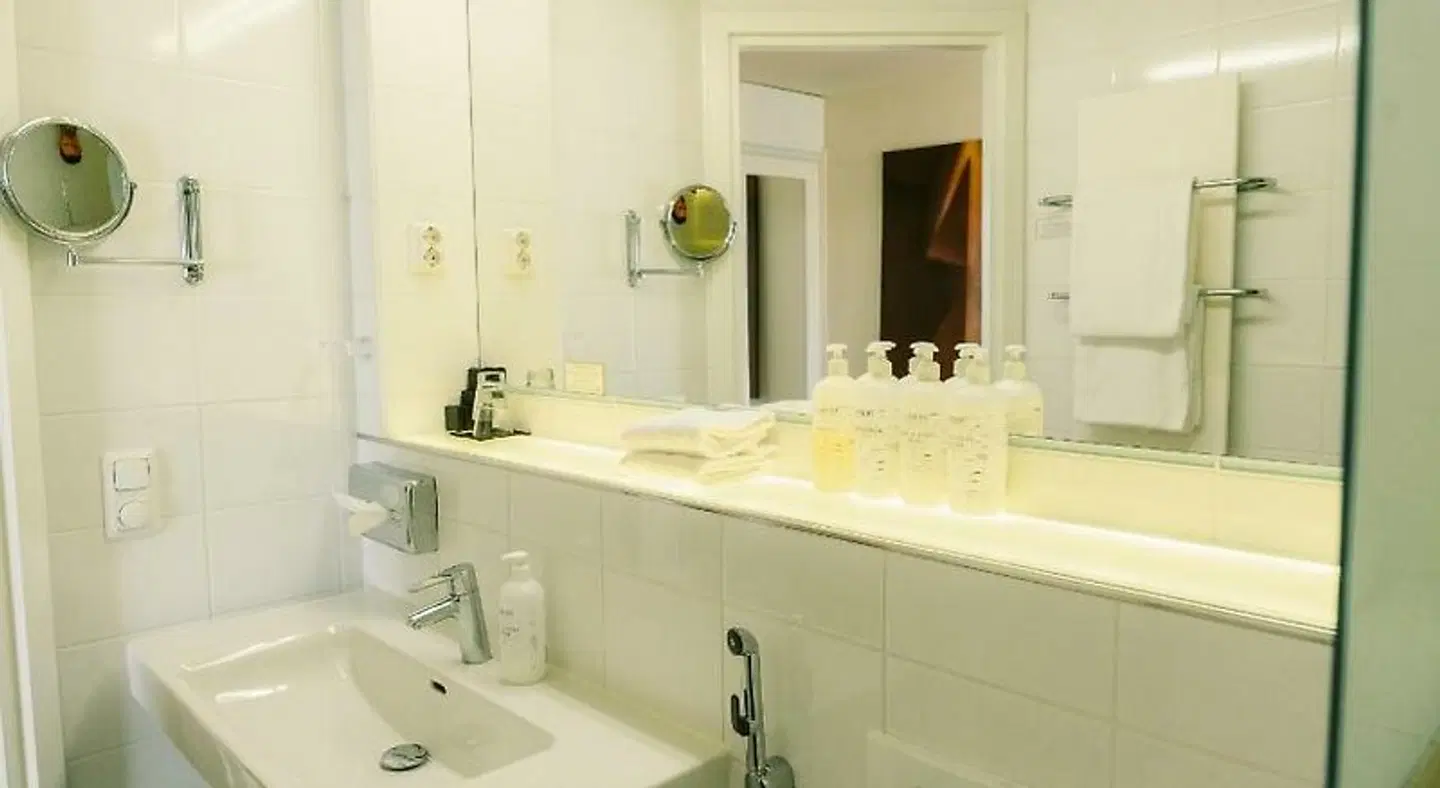 Yöpuu Badezimmer