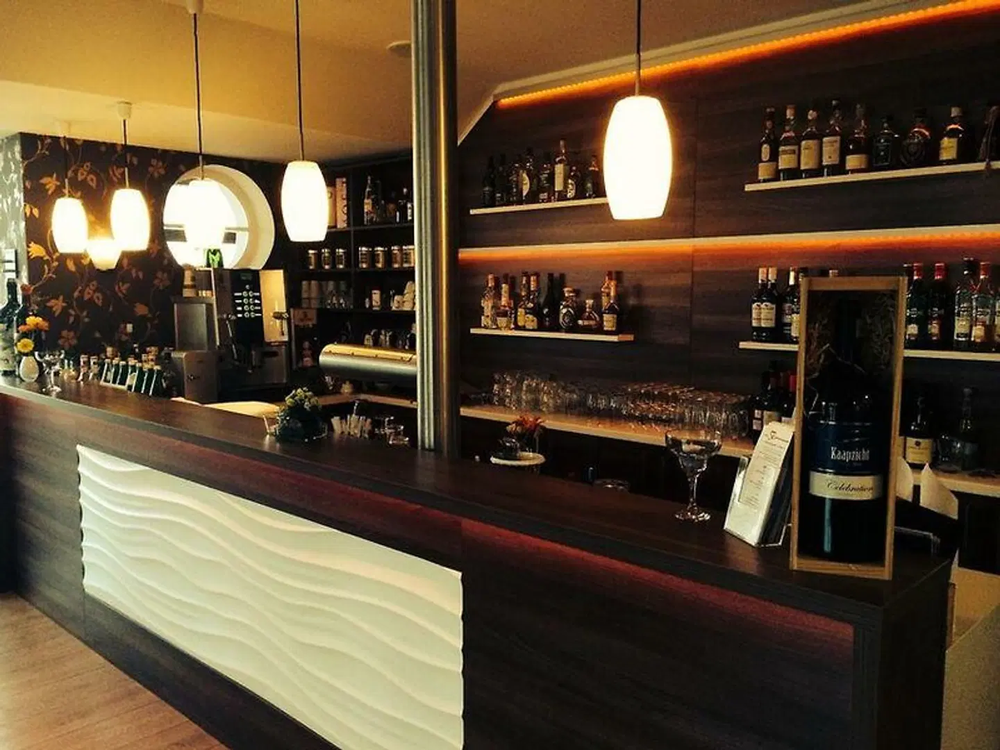 Spreebogen Bar