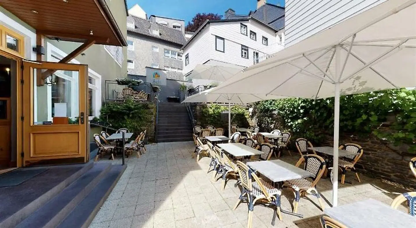 Alt Montjoie Terrasse