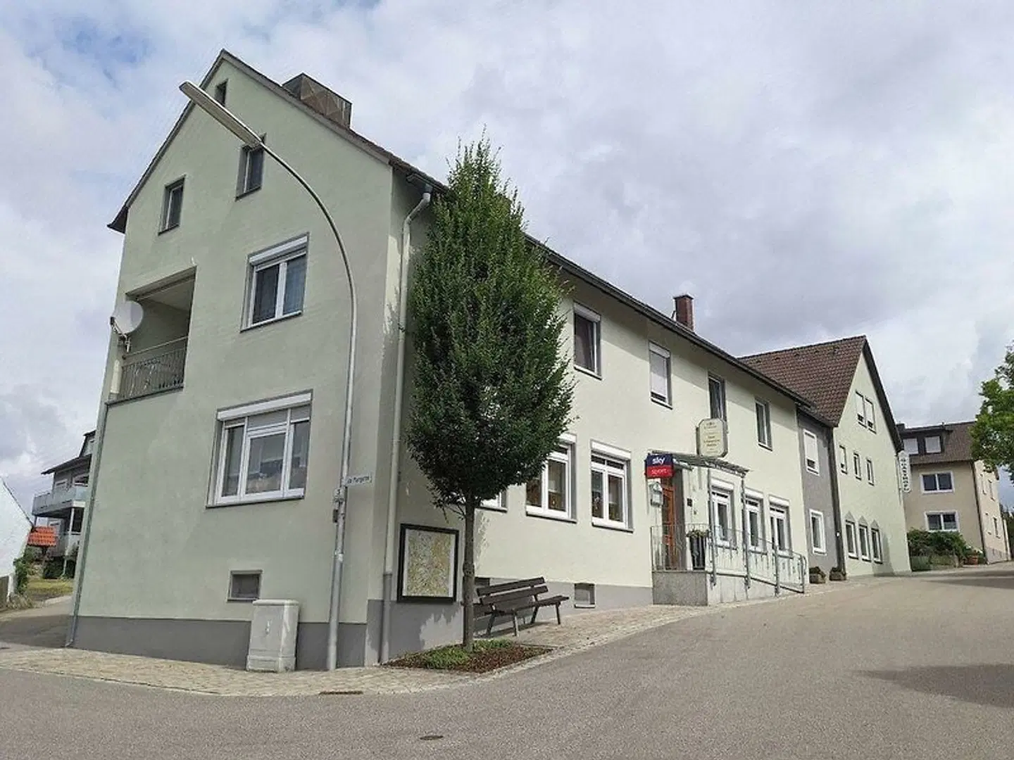 Zum Schwarzen Bären EXTERIOR