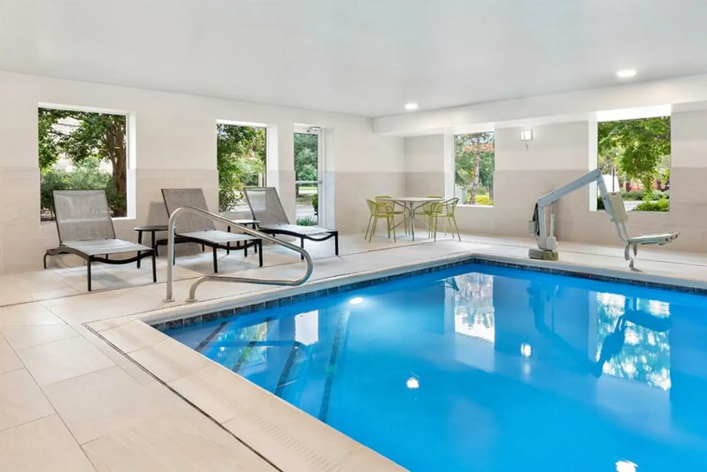 Hampton Inn Gainesville-Haymarket Hallenbad