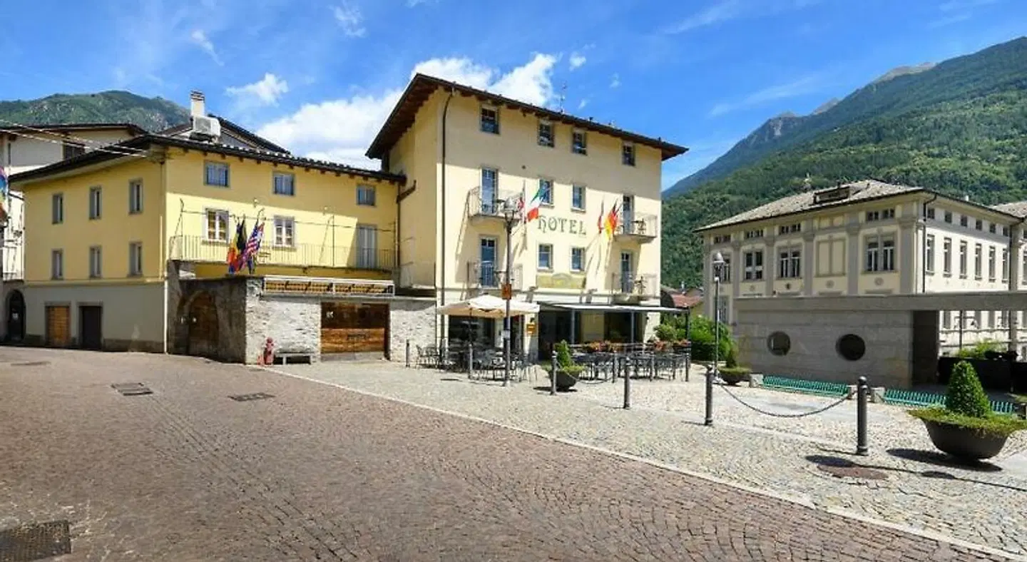 Hotel Garni Le Corti EXTERIOR
