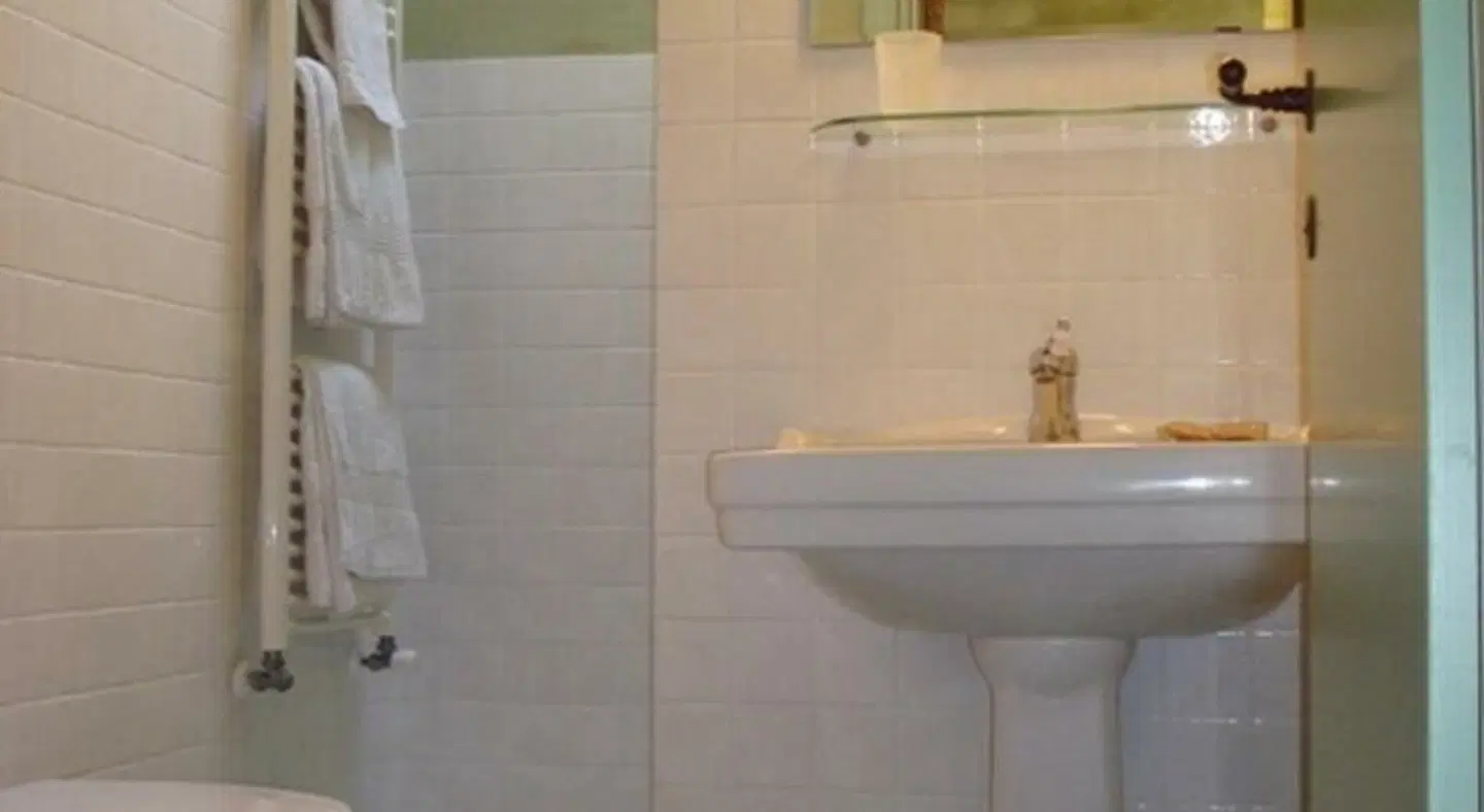Al Giardino Degli Etruschi Badezimmer