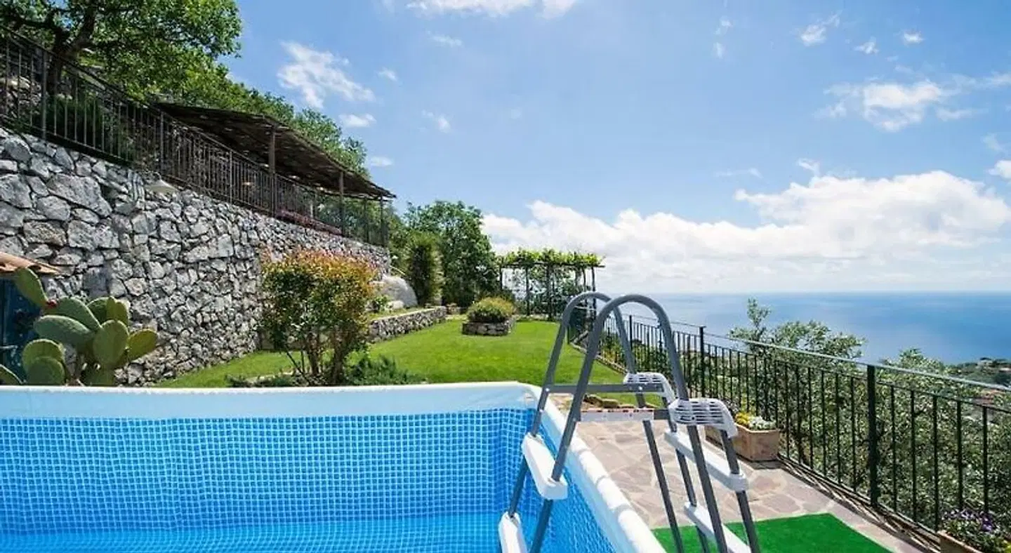 Agriturismo Fattoria Terranova OUTDOOR_POOL