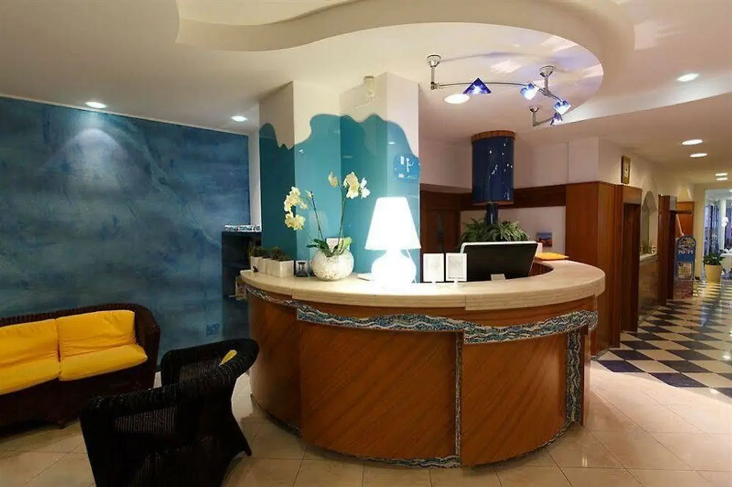 Luxor Beach LOUNGE_LOBBY