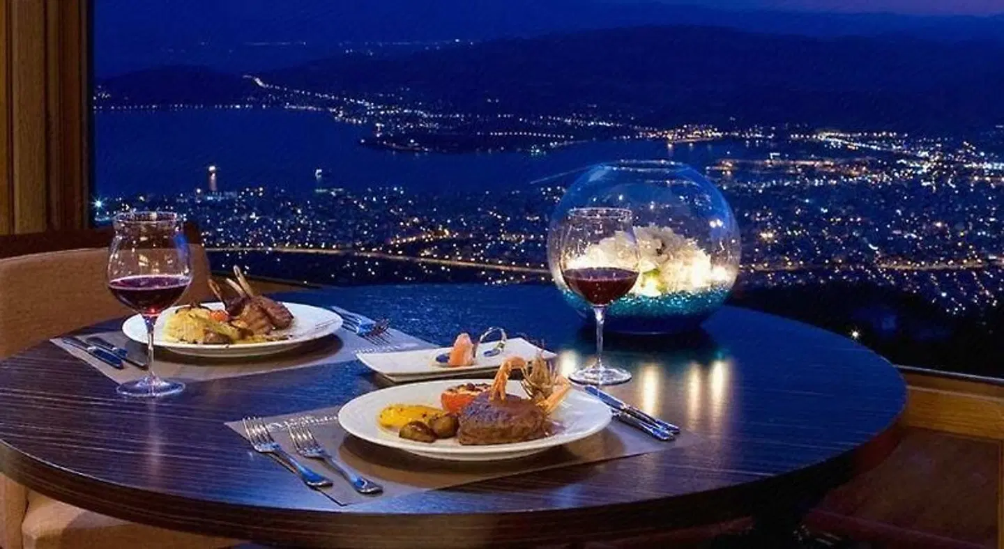Xenia Palace Portaria Terrasse