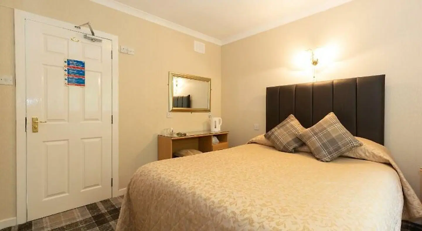 Huntingdon House ROOM_EXAMPLE