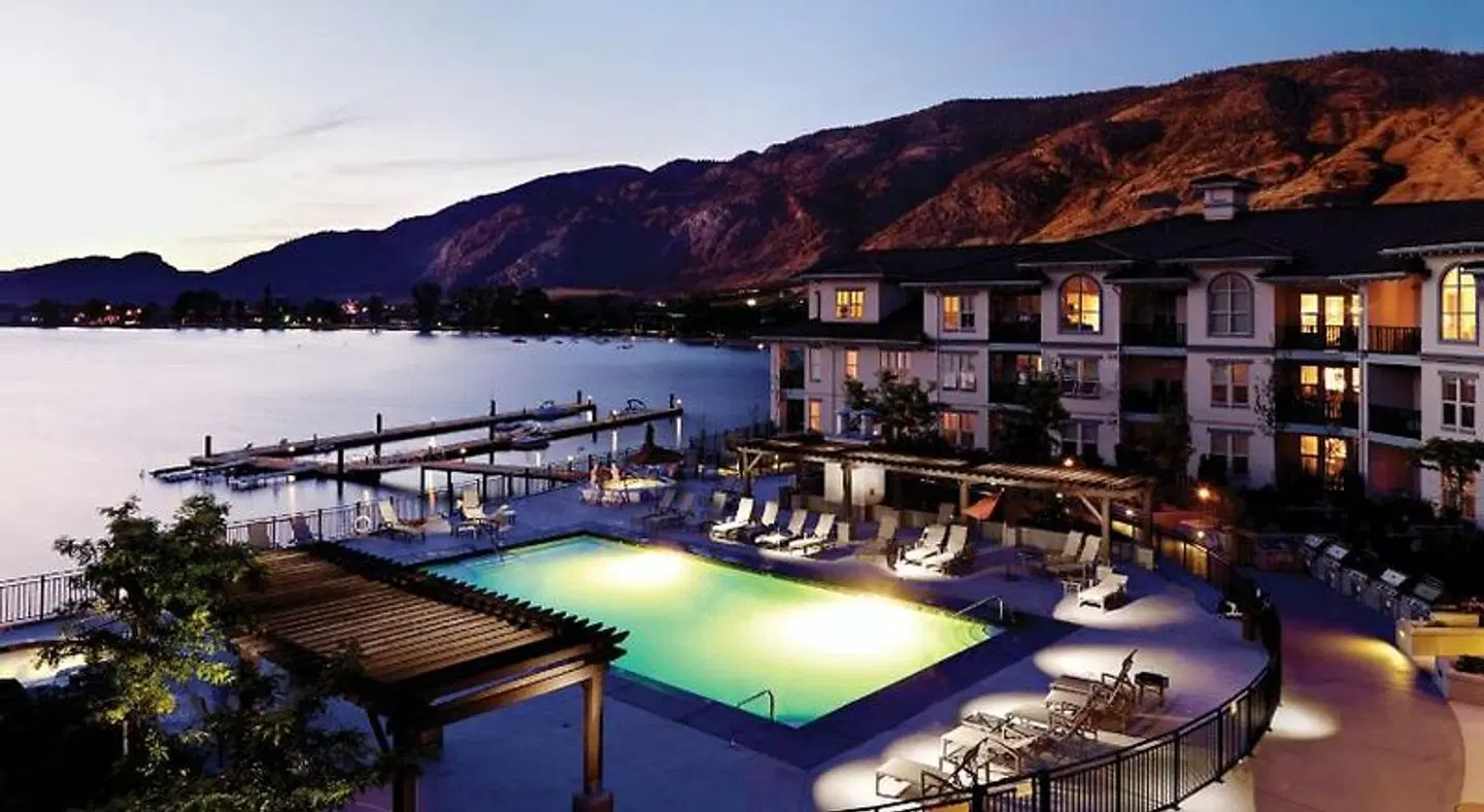 Walnut Beach Resort Terrasse