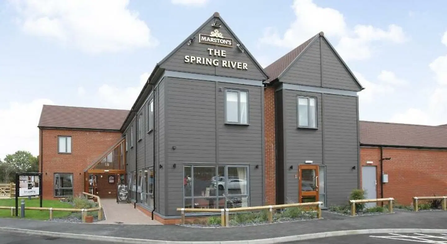 Spring River Ebbsfleet by Marston's Inns EXTERIOR