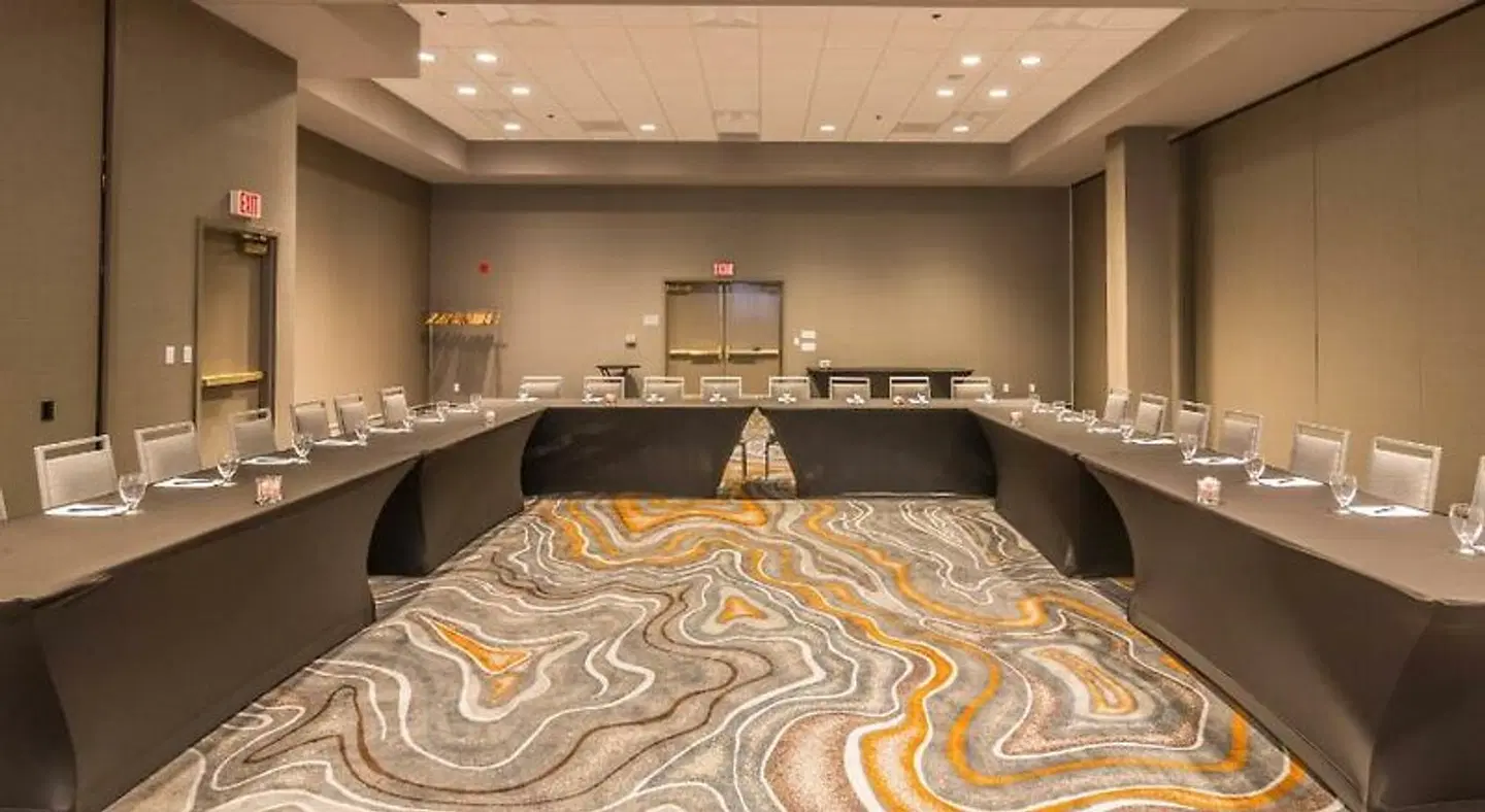 Delta Hotels by Marriott Fargo ROOM_EXAMPLE