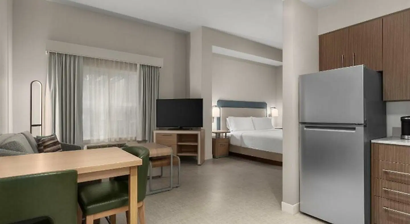 Homewood Suites by Hilton Burlington ROOM_EXAMPLE