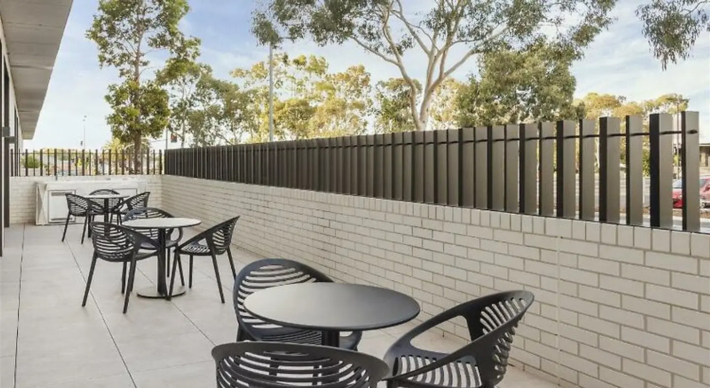 Quest Watergardens Terrasse