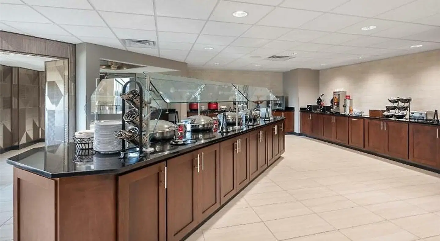 Drury Suites Paducah Bar