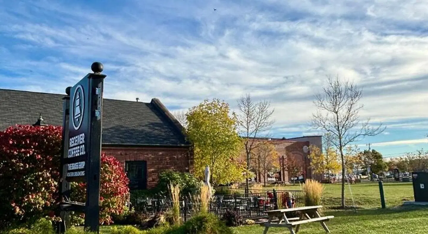 Inn on the Harbour EXTERIOR