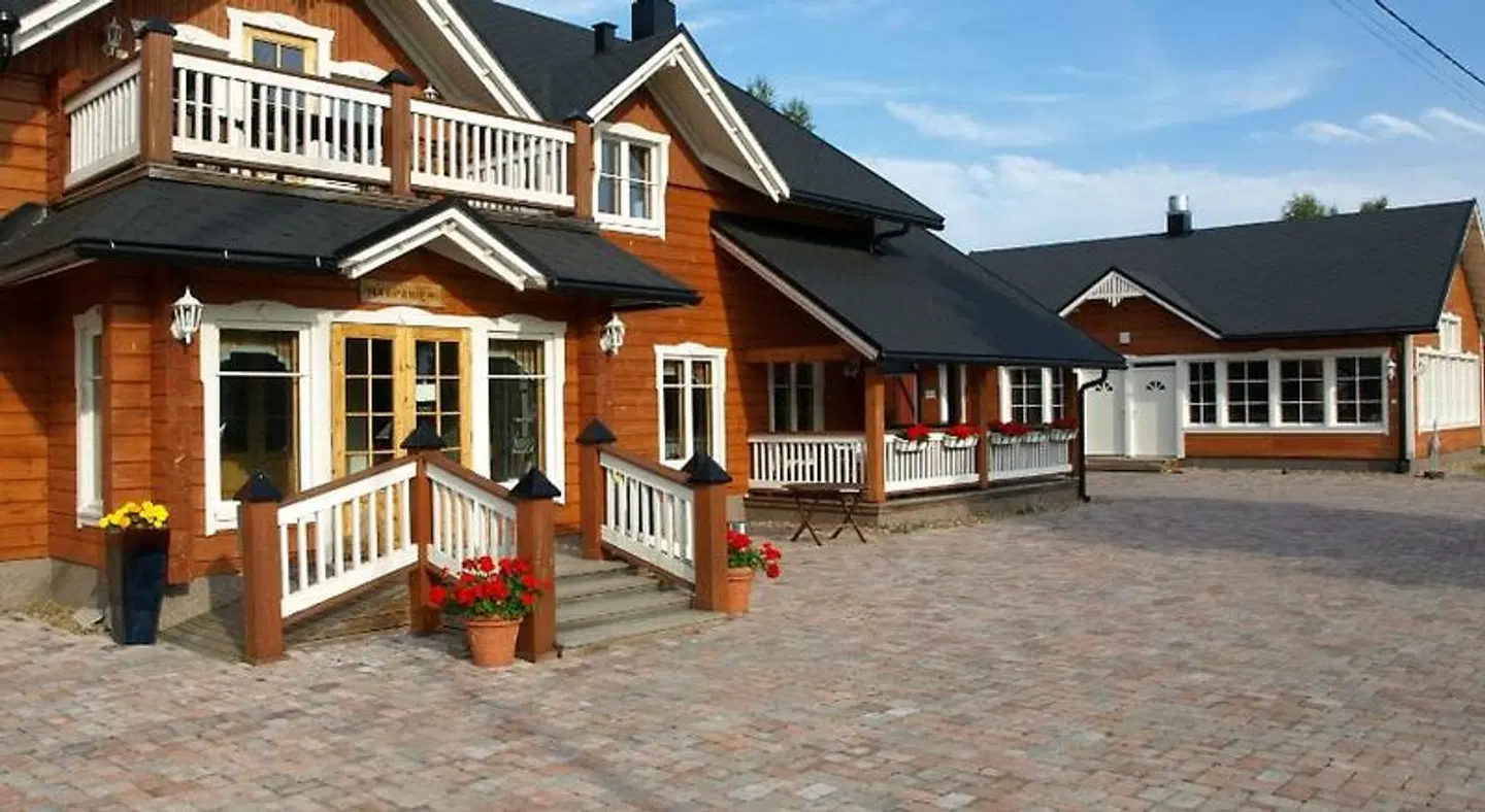 Guest House Haapaniemen Hirsikartano EXTERIOR