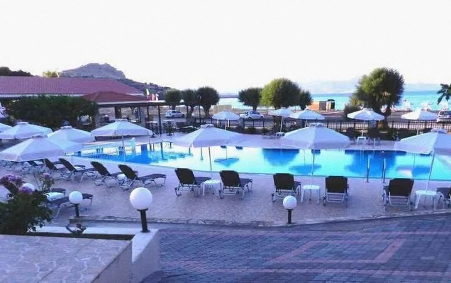 Lindos Aqua Terra OUTDOOR_POOL