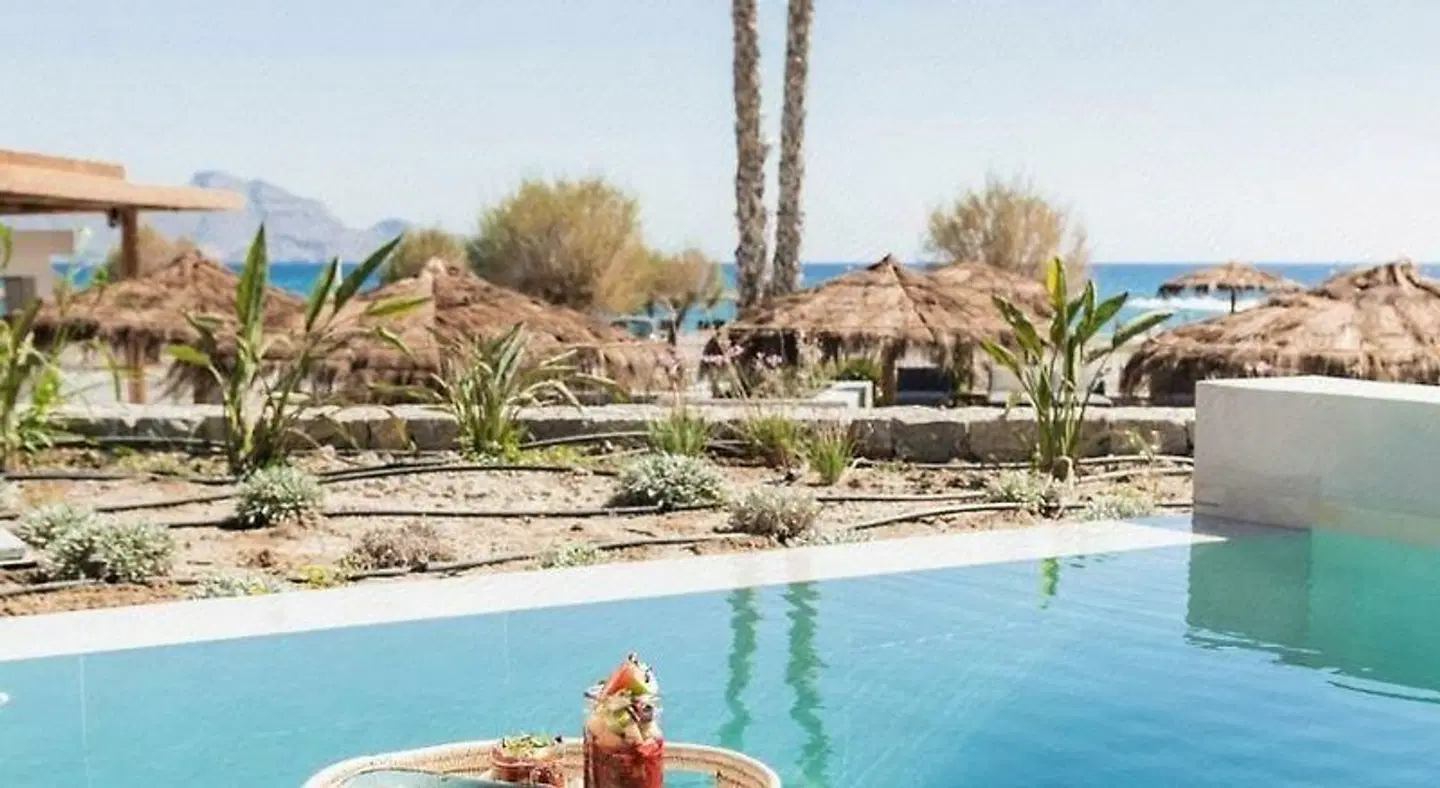 Lindos Aqua Terra OUTDOOR_POOL