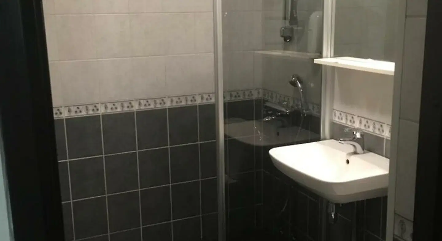 Hotelli Salpa Badezimmer