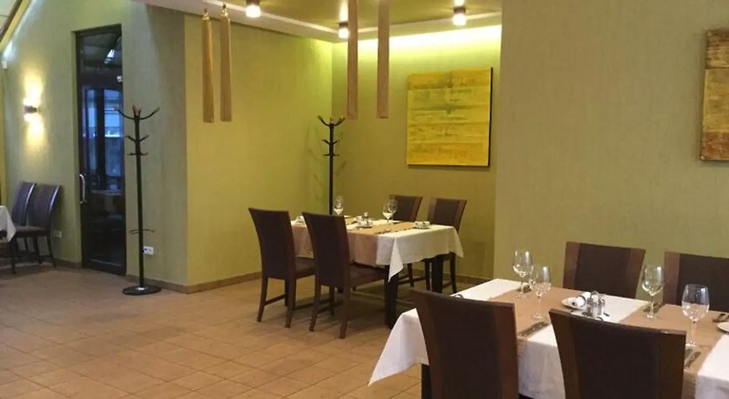 Senas Namas Hotel Restaurant