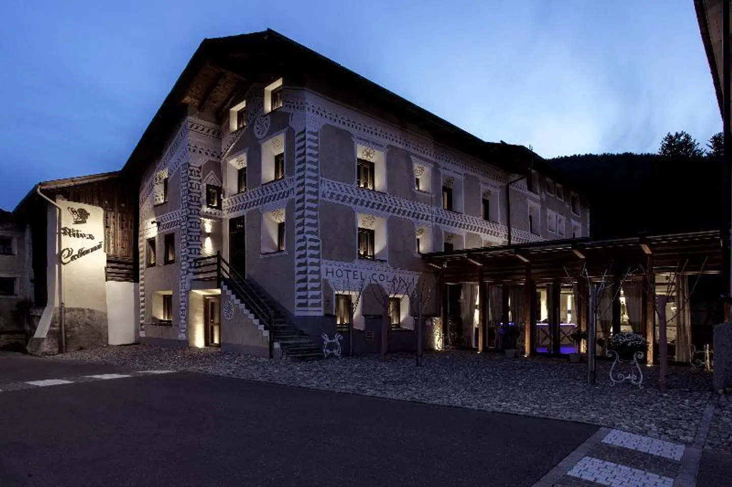 Chesa Stuva Colani EXTERIOR